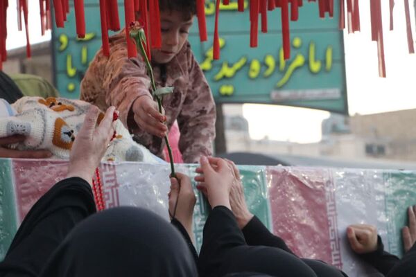 امروز شهرستان برخوار میزبان شهدای گمنام بود