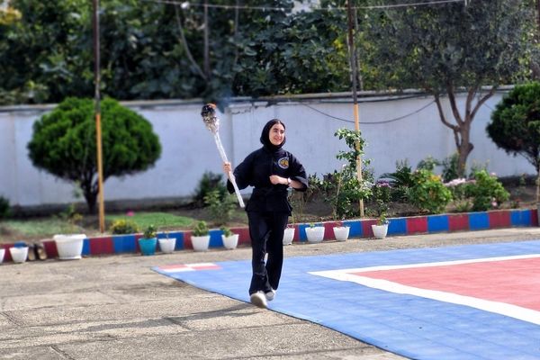 المپیاد ورزشی درون مدرسه‌ای در دبیرستان شاهد گلوگاه 