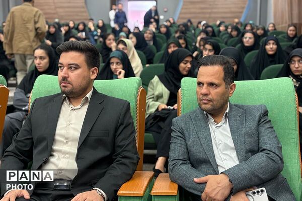 تقدیر از برگزیدگان مسابقات قرآن، عترت، نماز و فرهنگی‌هنری ملارد 