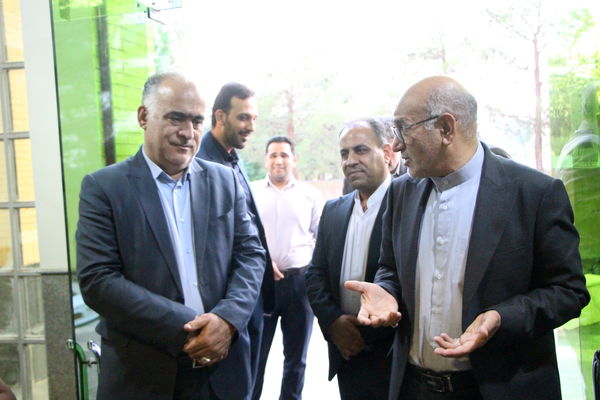 تقدیری از جنس آزادگی و سرافزاری 