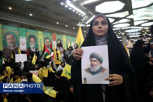 مراسم گرامیداشت شهید سیدحسن نصرالله همزمان با تشییع شهدا در لبنان - تهران