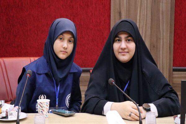 نشست صمیمی فعالین رسانه ای دانش‌آموزان با مدیرعامل خبرگزاری پانا