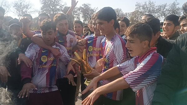 فینال مسابقات فوتسال المپیاد ورزشی درون مدرسه‌ای در نیشابور