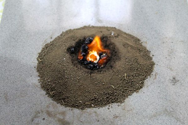 گرامیداشت روز آزمایشگاه در دبیرستان دخترانه شاهد غرویان وکیلی (۲۲)