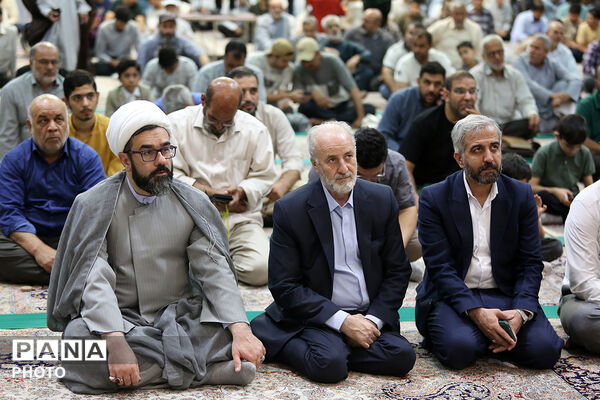 آیین بزرگداشت دولتمردان شهید در حرم مطهر بانوی کرامت