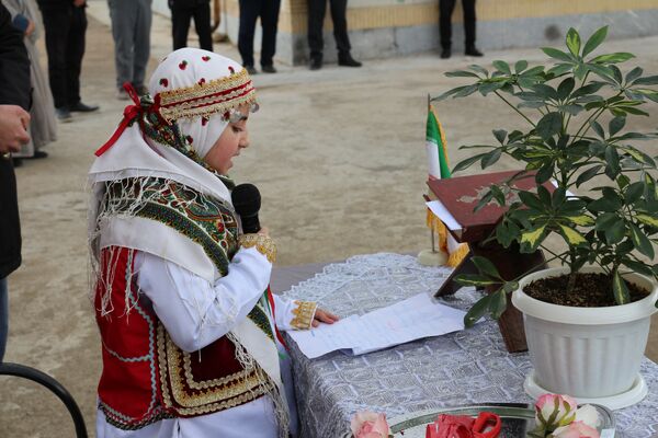 افتتاح دبیرستان متوسطه اوّل ۴ کلاسه «مصیب جلالی» در روستای دهنه اخلمد چناران