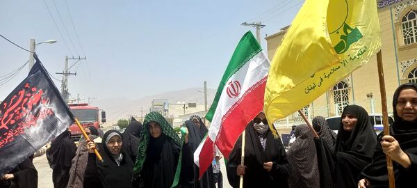 مردم شهر رویدر طنین انتقام‌خواهی را در روز غدیر سر دادند