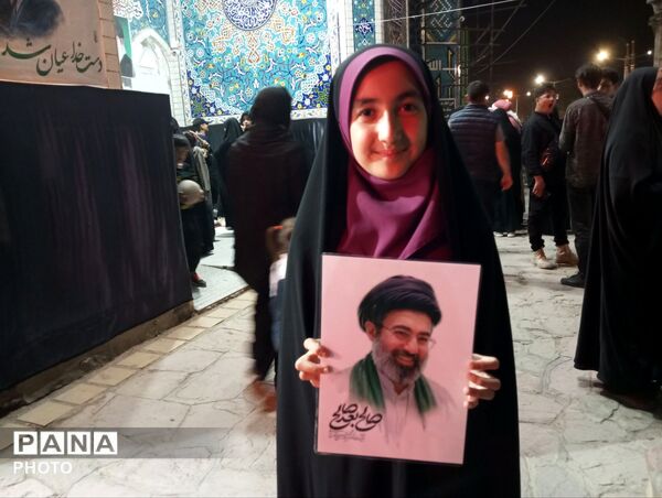اجتماع بزرگ دختران جان فدای ایران به یاد دختران میناب 