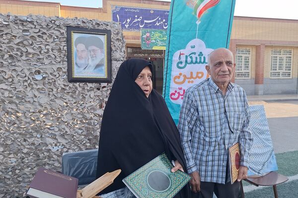 ایین بزرگداشت دانش‌آموز شهید حمله تروریستی شاهچراغ(ع)