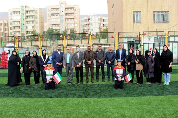 افتتاح زمین چمن مصنوعی دبستان شهدای پاسدار؛ گامی برای نشاط و سلامت دانش‌آموزان