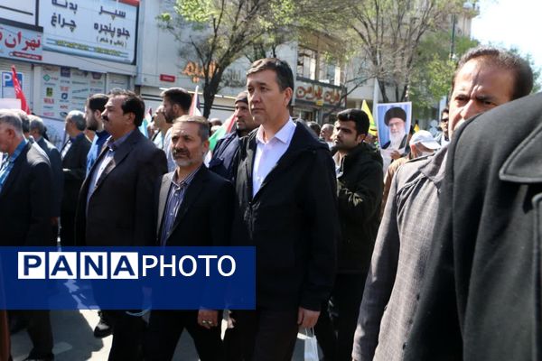 خروش دانشجویی و فریاد آزادی قدس در خیابان‌های غیرت مشهد