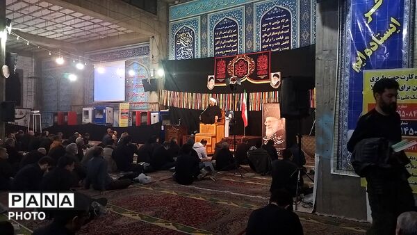 مراسم شب ۱۹ ماه رمضان در مسجد جامع نیشابور 