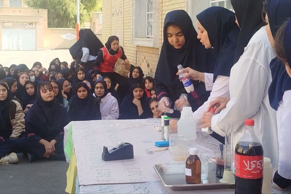 دانش‌آموزان با دستان خود، اسرار علم را گشودند