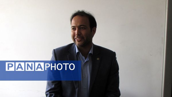 بازدید رئیس سمپاد خراسان رضوی از دبیرستان فرزانگان نیشابور