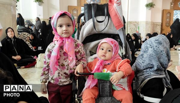 اجتماع بزرگ دختر ایران در حرم بانوی کرامت