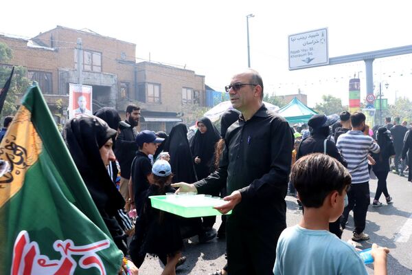 پیاده‌روی اربعین در تهران