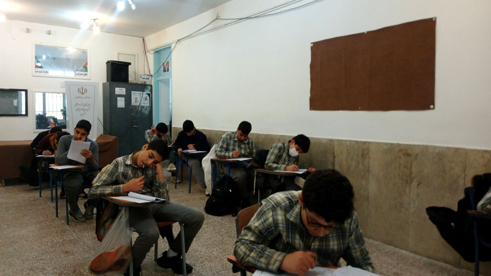 مرحله استانی «آزمون پیشرفت تحصیلی» در دبیرستان نمونه دولتی شهید حاج قاسم سلیمانی شهرستان بن