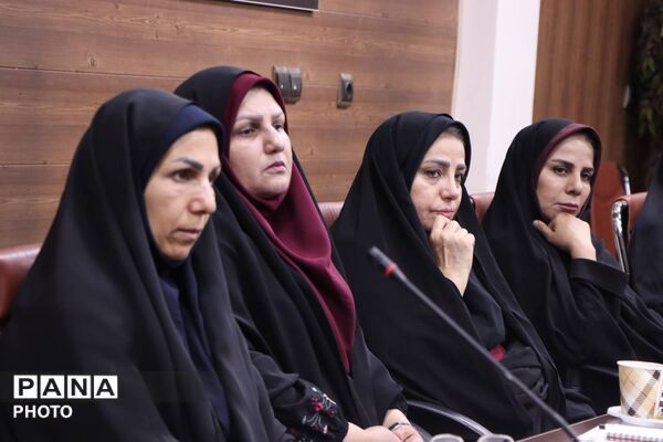 پیشگیری از آسیب‌های اجتماعی؛ محور اصلی نشست راهبردی مدیران مدارس ناحیه یک بهارستان