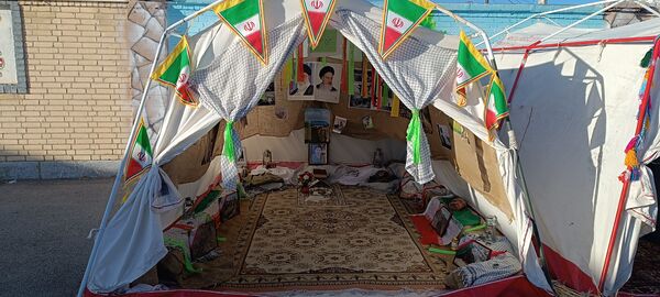 مدرسه انقلاب‌، تجلی‌گر آرمان ملت ایران