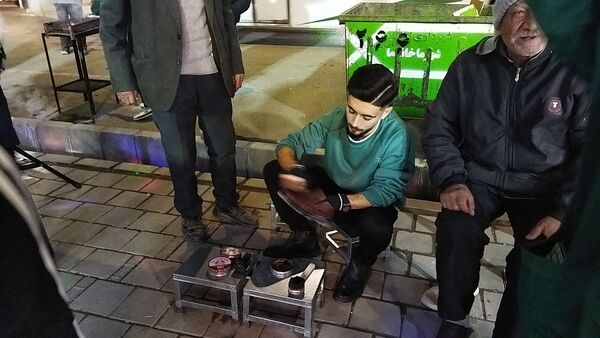 گذری بر فعالیت چایخانه امیر المومنین در شب میلاد حضرت مهدی ( عج)
