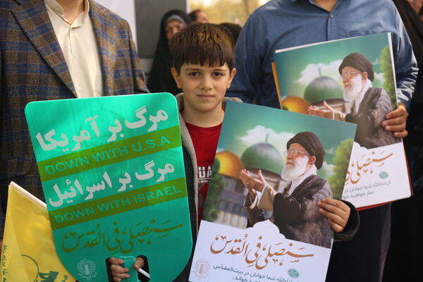 کودکانی از جنس انا علی العهد 