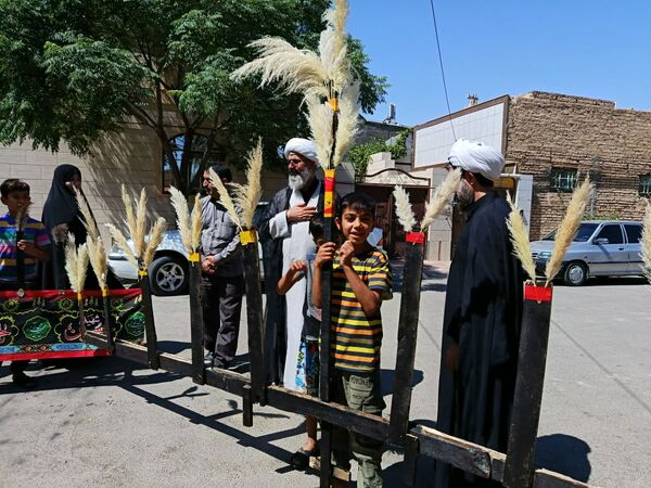 بازدید امام جمعه کاشمر از کلاس های اوقات فراغت