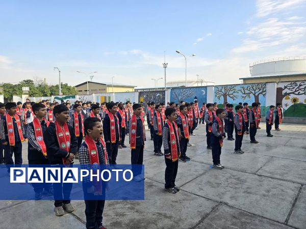 همایش وطن یار در دبستان حضرت علی اصغر گرگان 