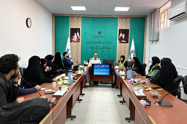 نشست قطبی آموزش سازمان دانش آموزی به میزبانی اسلامشهر 
