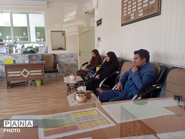 کلاس های آموزش خود امدادی و بهداشت دهان و دندان 