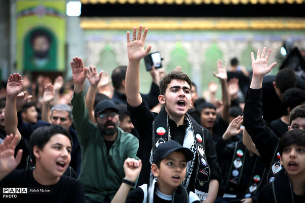گردهمایی چهاردهمین سوگواره «احلی من العسل»