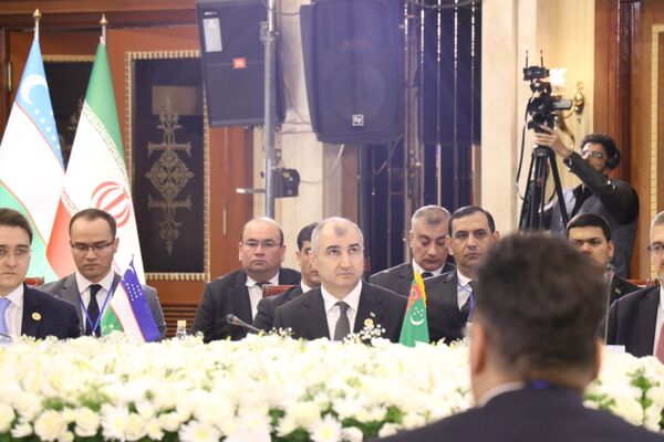 بیست و هشتمین نشست شورای وزیران اکو در مشهد (۱)