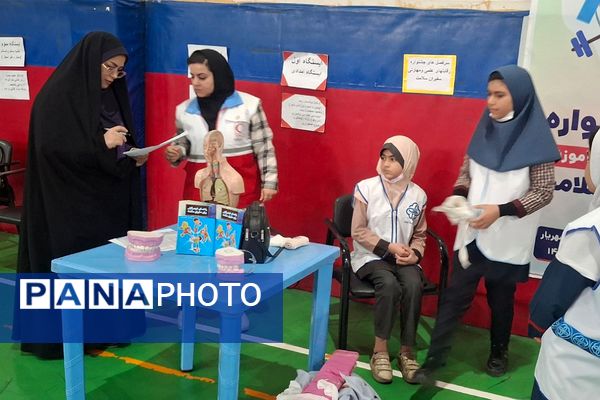 جشنواره علمی و آموزشی سفیران سلامت مقاطع ابتدایی شهریار