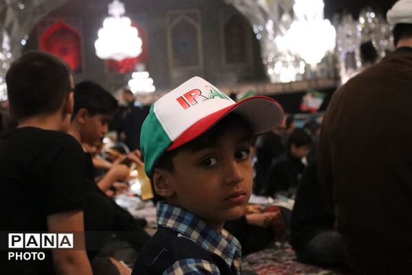 طنین «احلی من العسل» در حرم؛ عهد دوباره نوجوانان با عاشورا