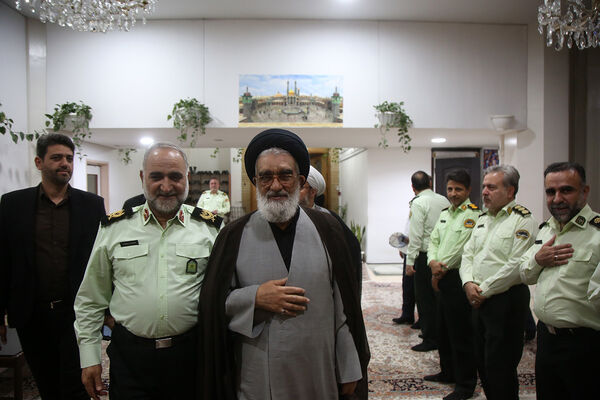 مراسم گرامیداشت شهدای اقتدار و امنیت «فراجا» در حرم حضرت معصومه(س)