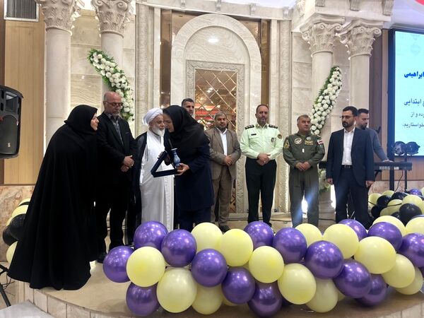 همایش هفته معلم شهرستان آبیک 