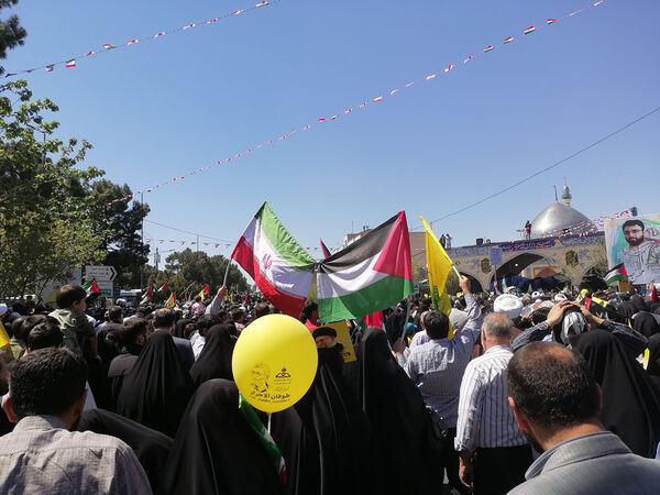 راهپیمایی روز قدس همراه با تشییع پیکر شهید صداقت در قم