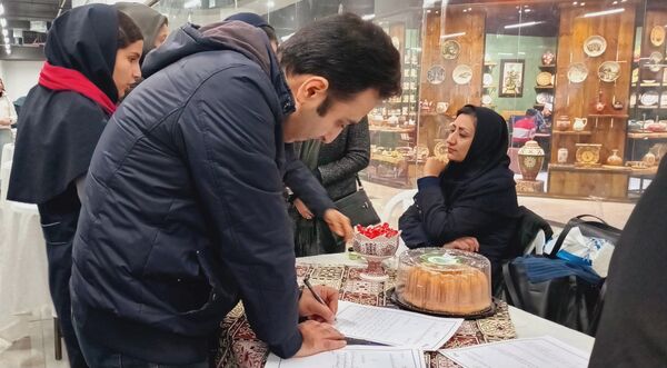برگزاری جشنواره هنری یلدا در مجتمع طلای سفید