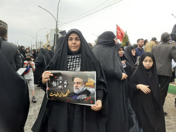 احساسات نوجوانان نسبت به رئیس جمهور شهید