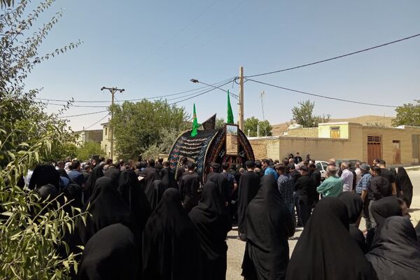  جلوه‌هایی از عزاداری مردم بنادکوک در روز شهادت امام رضا(ع)