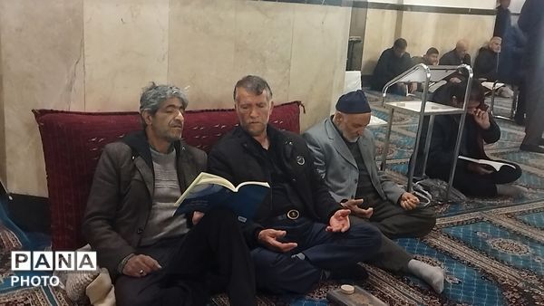 مراسم شب ۲۱ رمضان در مسجد جامع نیشابورـ۱