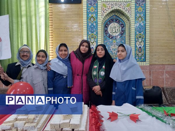 جشن باشکوهی به مناسبت ایام الله دهه  فجر در حسینیه شهر بار