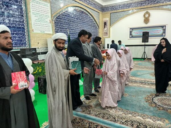 جشن تکلیف دانش‌آموزان دختر شهرستان فهرج 