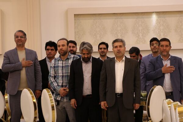 آیین بزرگداشت روز معلم ویژه معلمان و فرهنگیان ناحیه۲ بهارستان