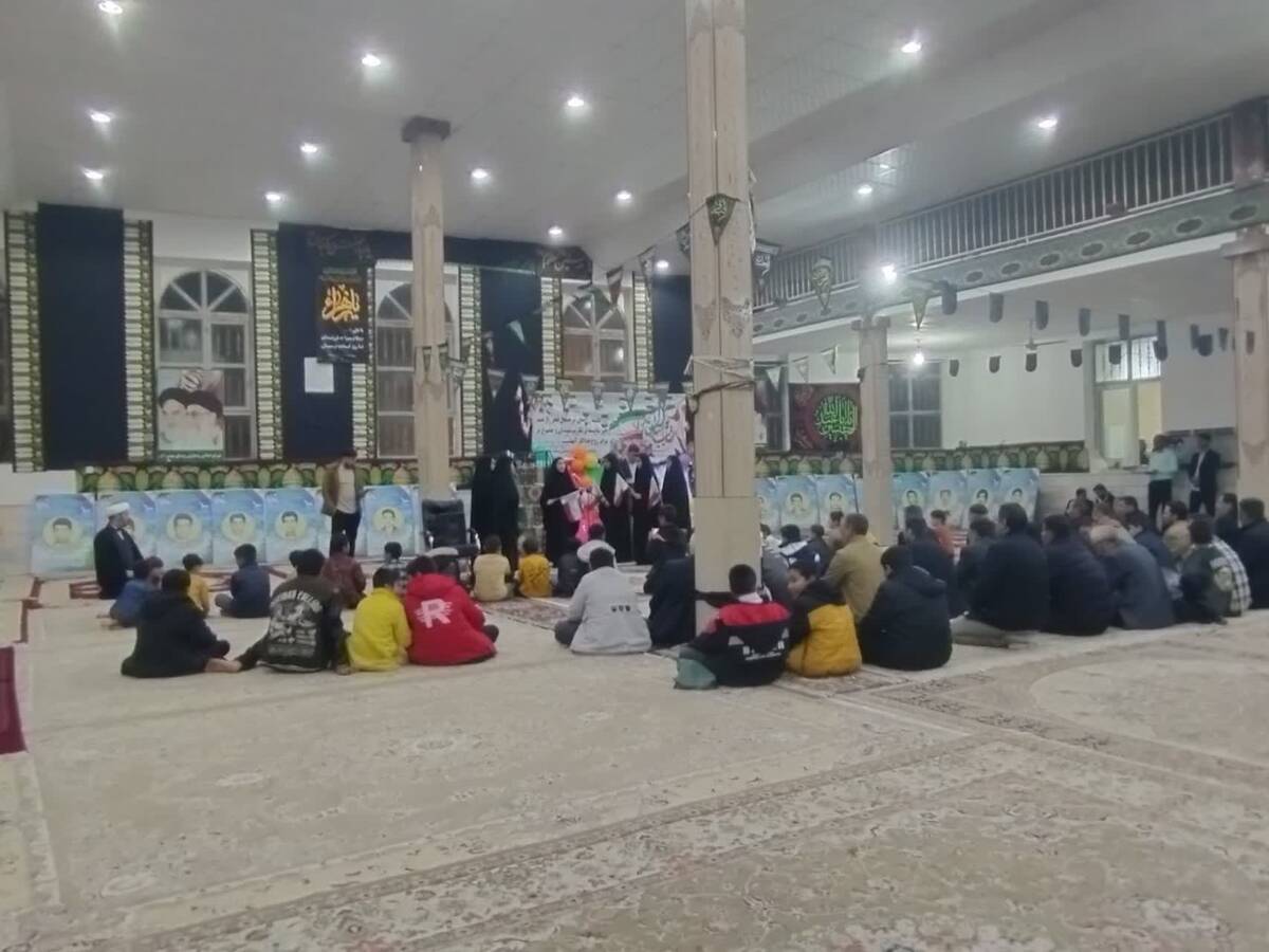 جشن سالروز پیروزی انقلاب اسلامی در  حسینیه روستای مهدی آباد خلیل آباد 