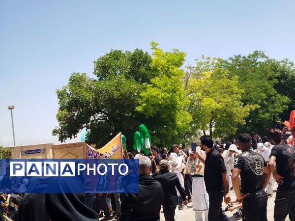 دسته عزاداری ظهر عاشورا در فاروج 