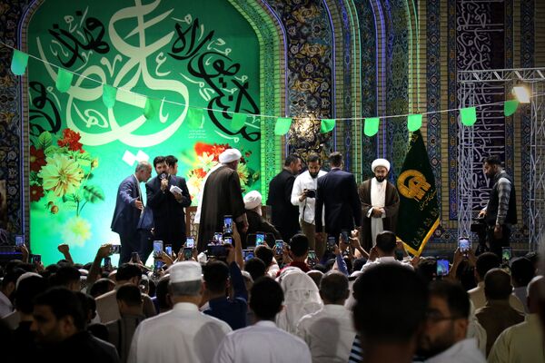 عید امامت در حرم امام رضا(ع)