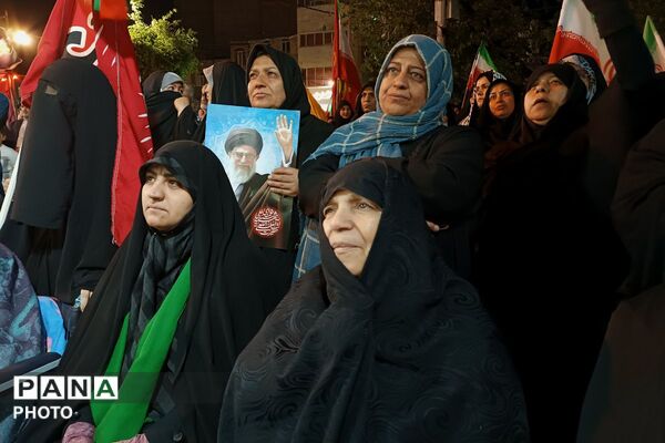اجتماع باشکوه مردمی در میدان ارشاد ورامین