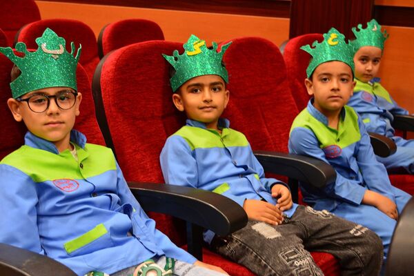 جشن الفبای کلاس اولی‌ها در بهارستان‌۲