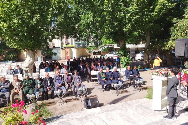سپاس معلم  در نیشابور