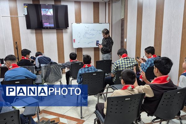 برگزاری کلاس آموزش هوش مصنوعی ویژه پیشتازان منطقه کهریزک 